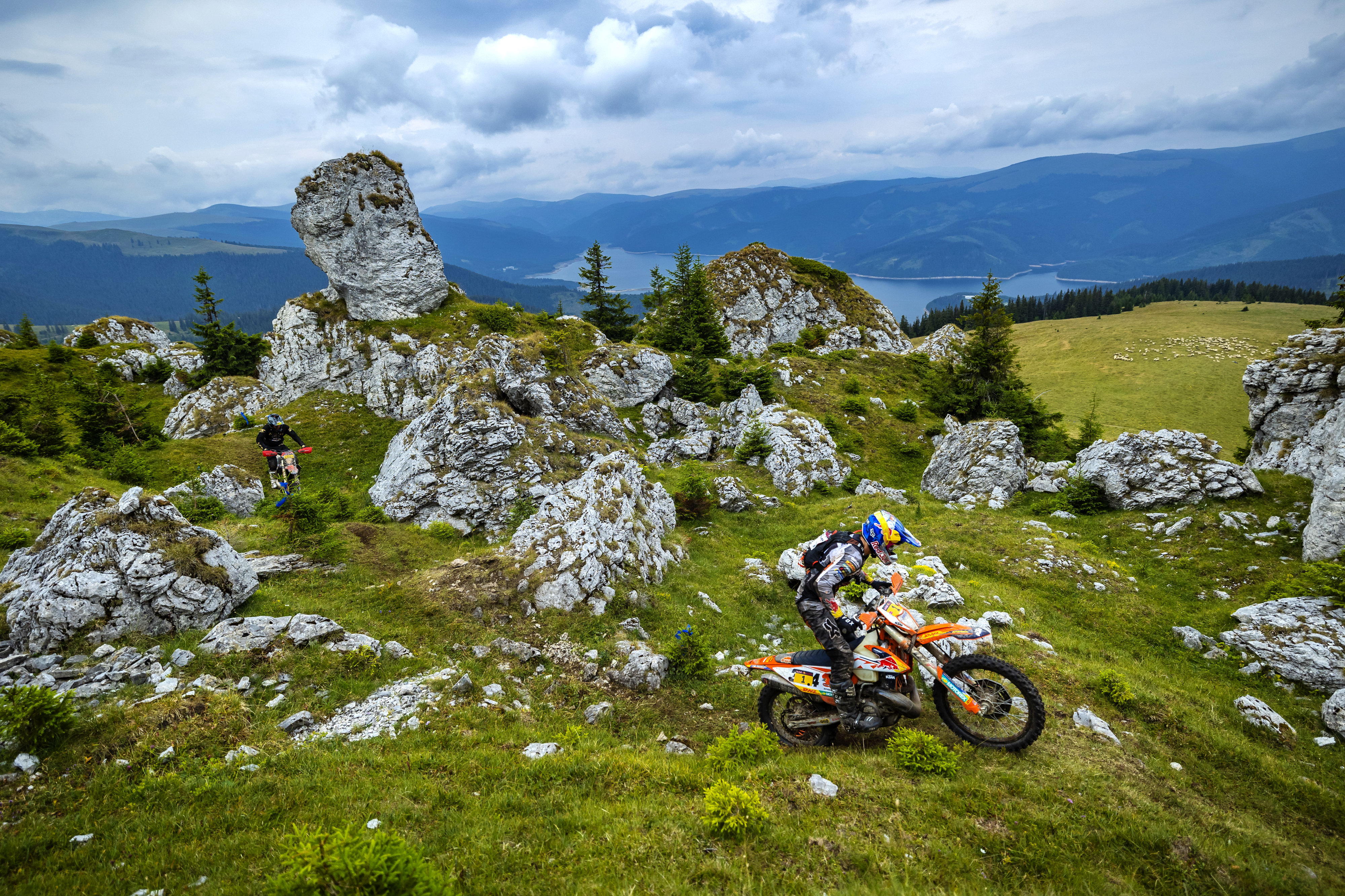 德国自行车选手七次获得冠军,世界顶级越野车大赛冠军