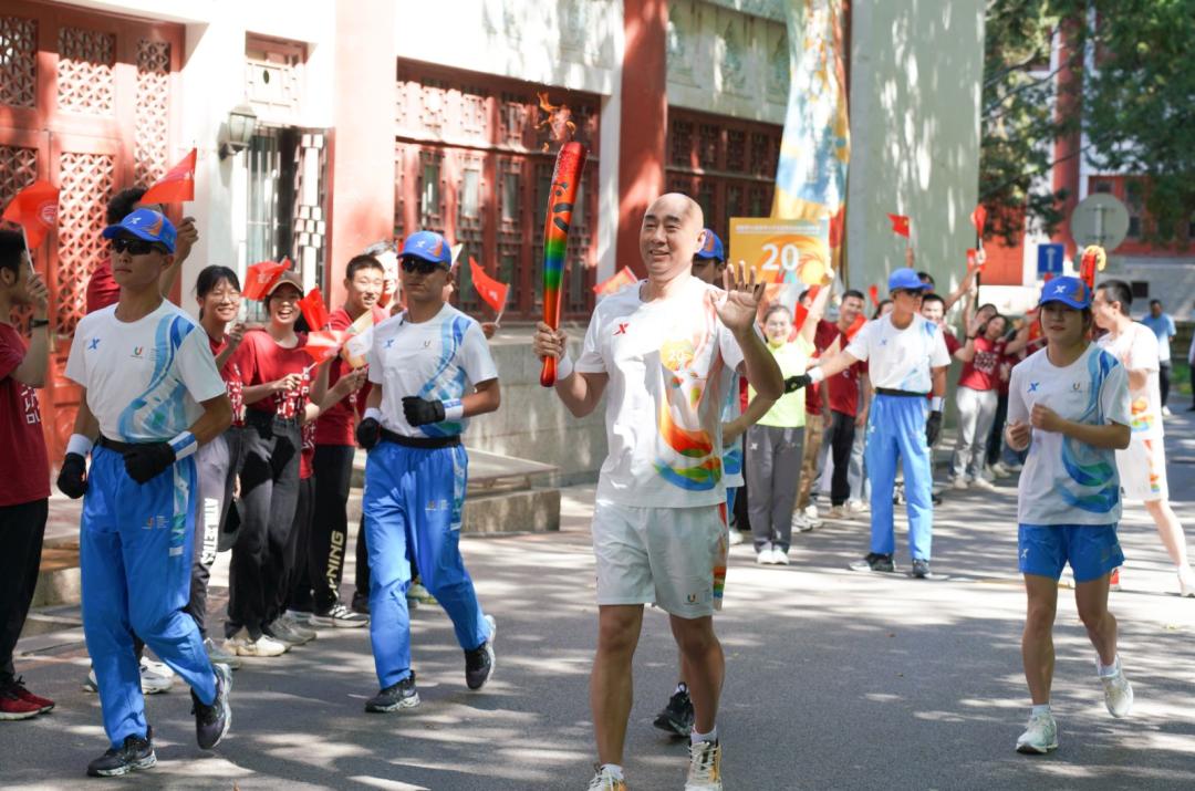 大运火炬成都,成都大运会火炬传递启动