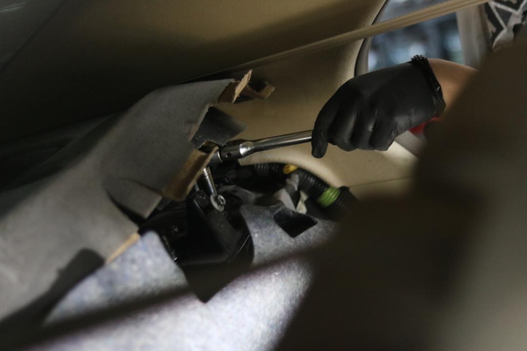 搞了辆“破烂不堪”05年凌志LS430，进厂翻新重造，复活又变新车