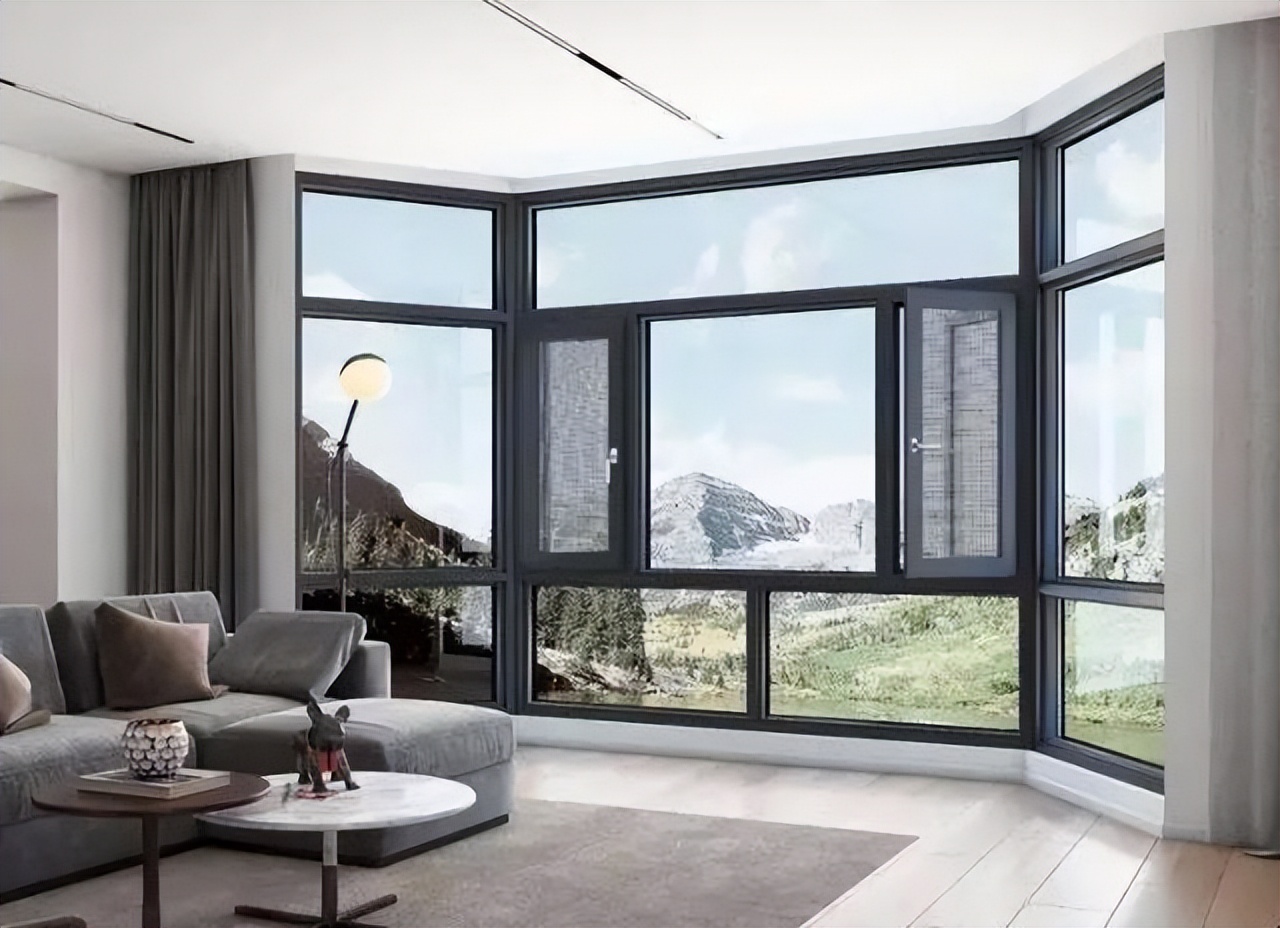 封阳台断桥铝一般都是多少的,封阳台断桥铝用灰色好看吗