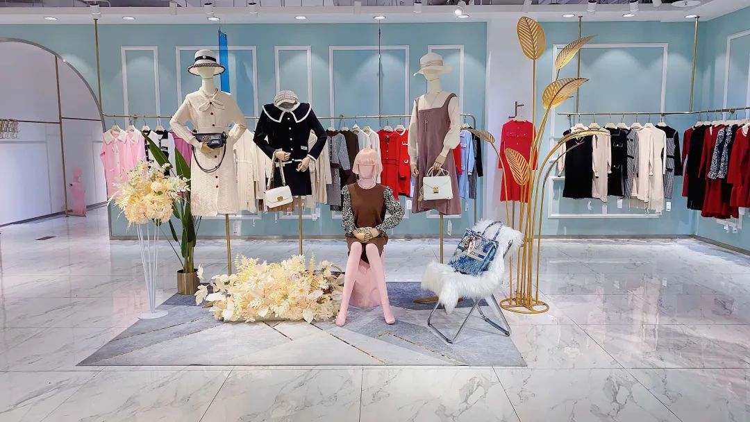 马尔飞丝品牌女装直播,马尔飞丝羊绒连衣裙折扣