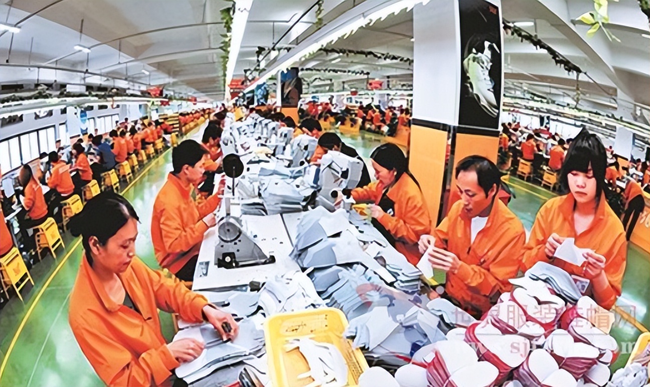 中国出口外贸最新消息,中国外贸出口下降了多少