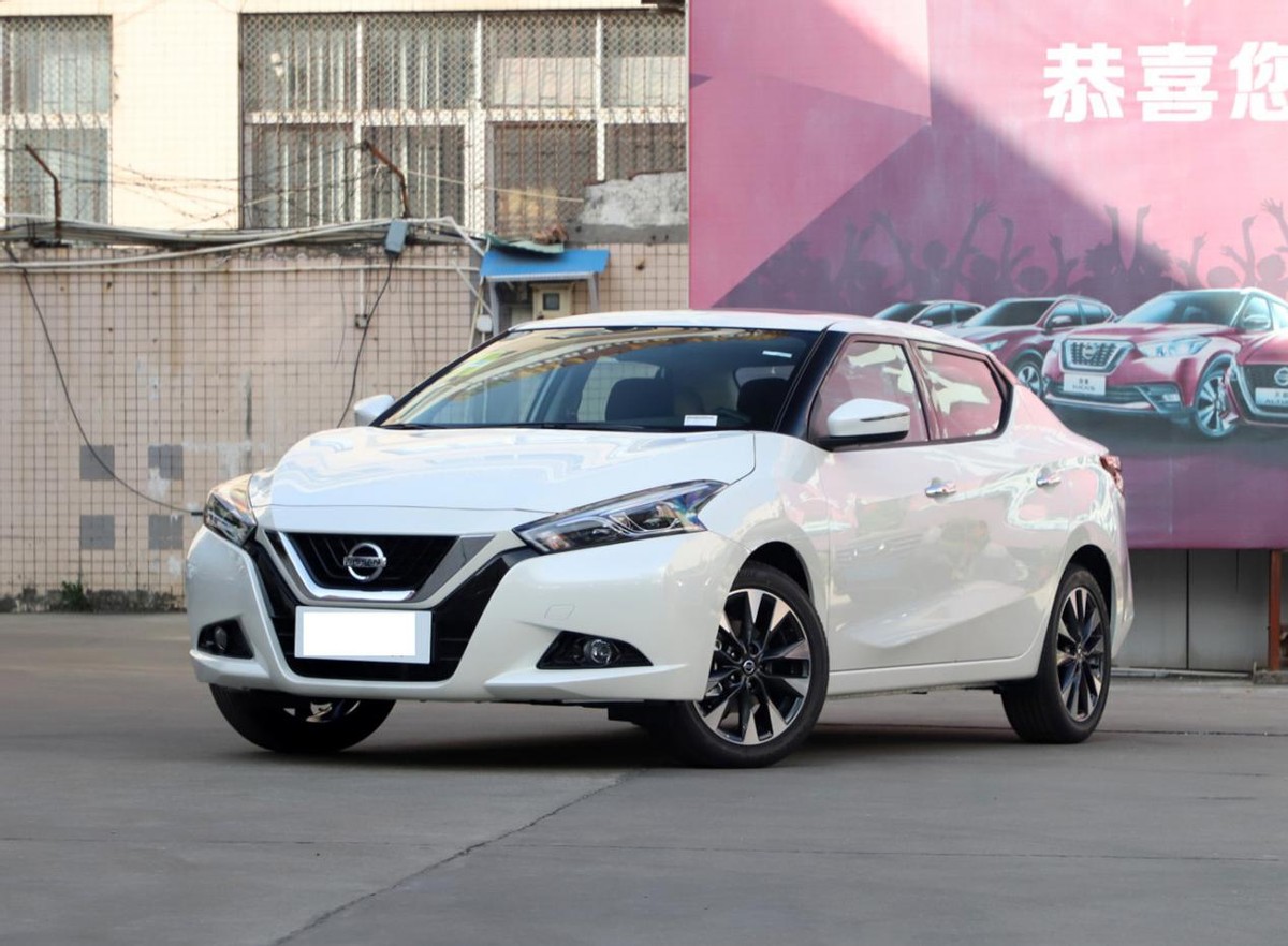 日产蓝鸟与轩逸区别,外形运动的车