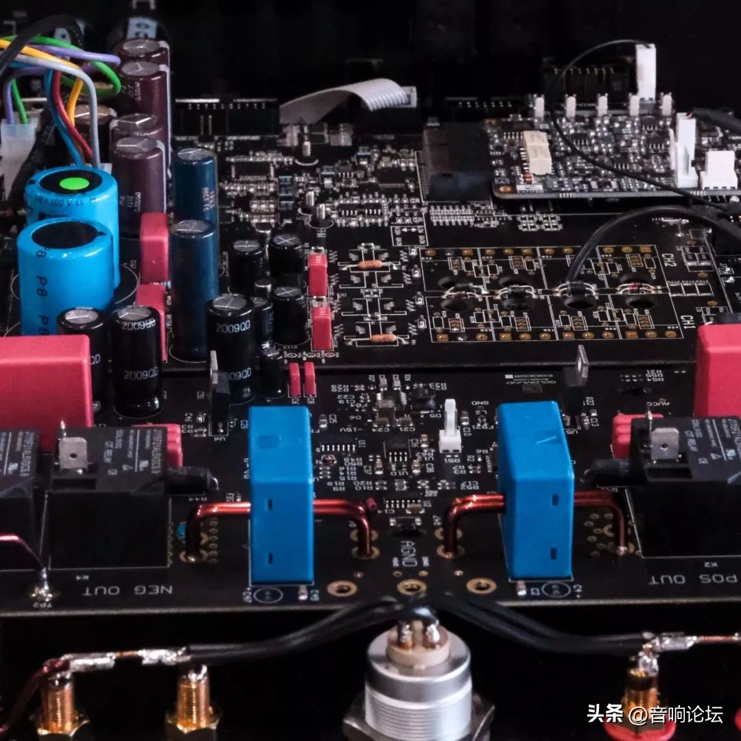 巨大而强大的旗舰：GoldmundTelos8800后级放大器