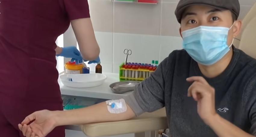 化妆品女ceo赴美生五国混血,赴美生下5国混血女儿