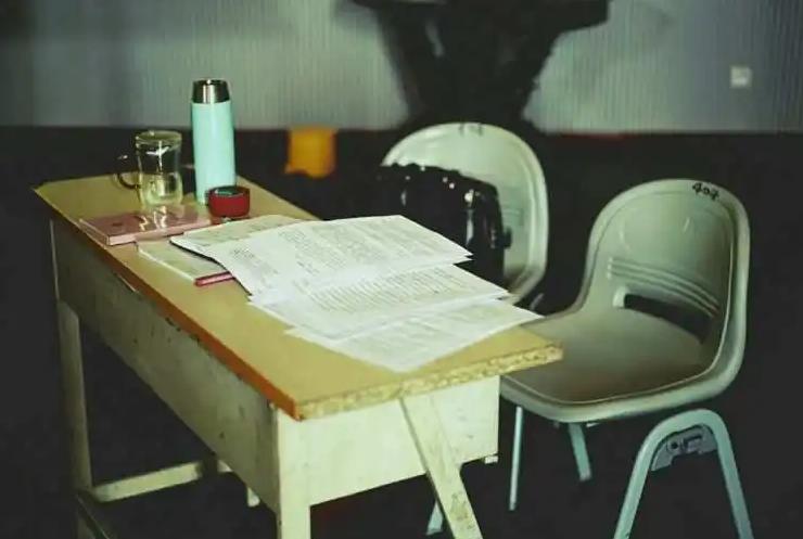 为教育发展助力,为教育事业发展添砖加瓦