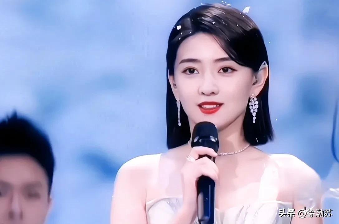 梁洁喜欢一个人,梁洁谈喜欢一个人一定要表白吗