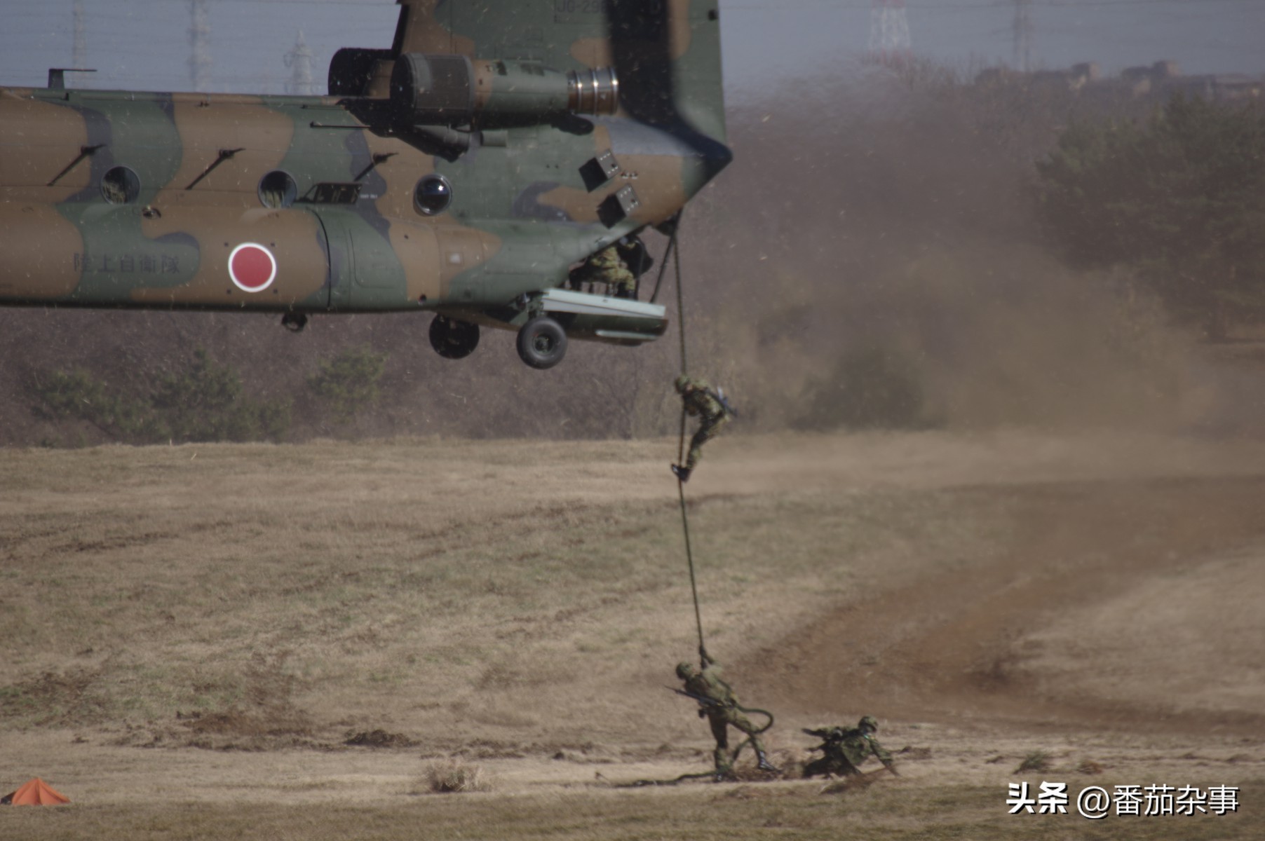 自卫队mh53直升机,日本陆上自卫队ch-47直升机