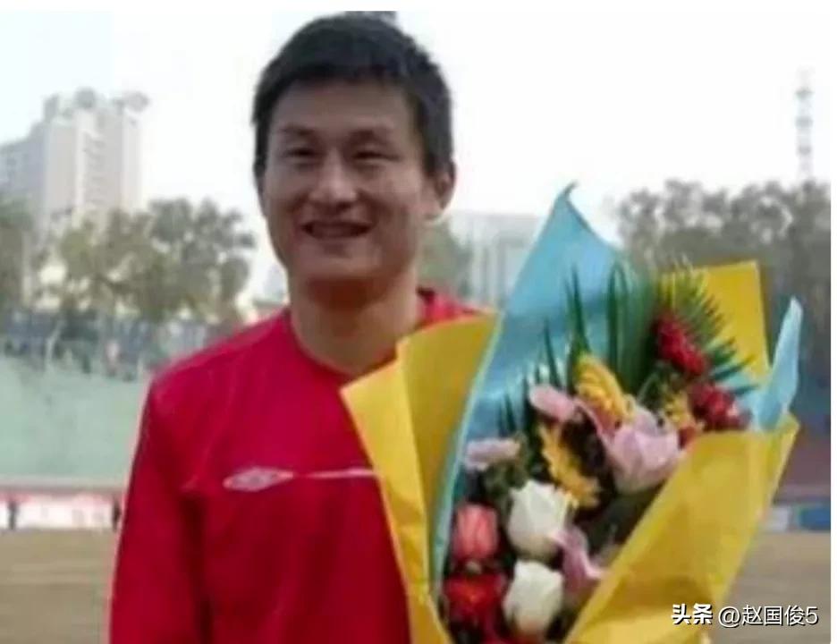 中国足球运动员为什么叫快马,中国足球史上最有名的快马