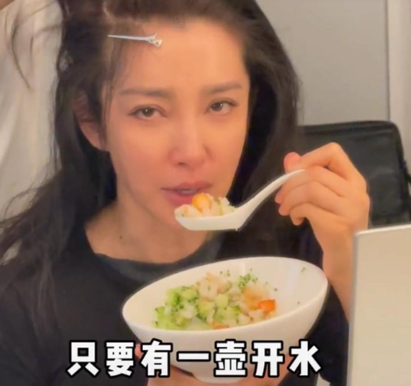 于正自曝用秦昊减肥食谱野餐视频,于正跟秦昊学减肥