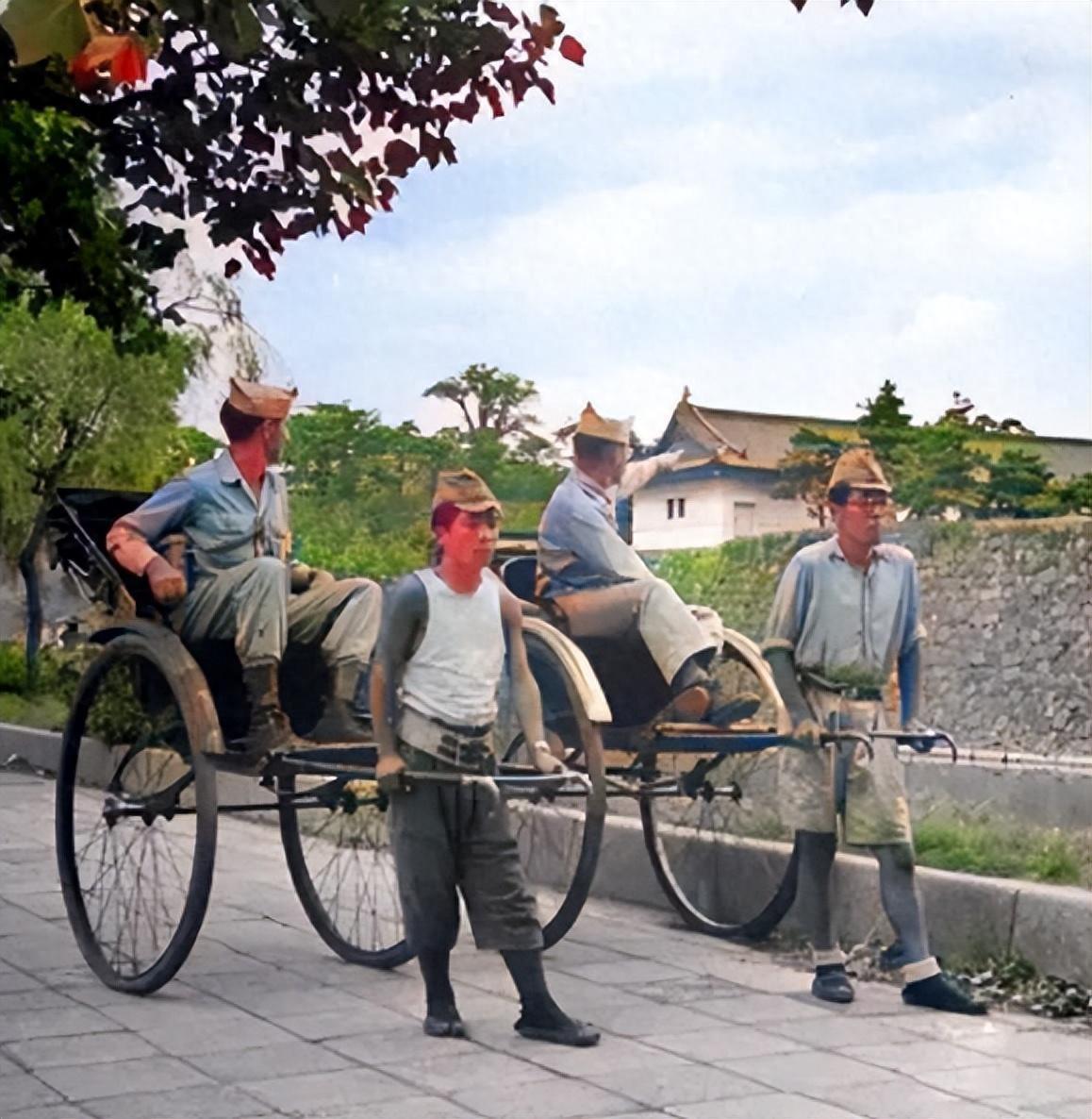 变态的纳粹德国，*光脱**犹太人女人衣服，集体*杀屠**!,2