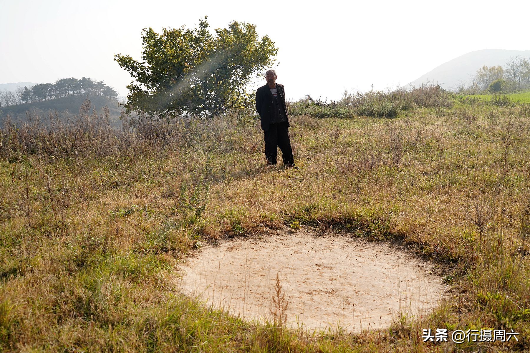 山西大叔占山为王40年后的生活,77岁农民大叔占山为王