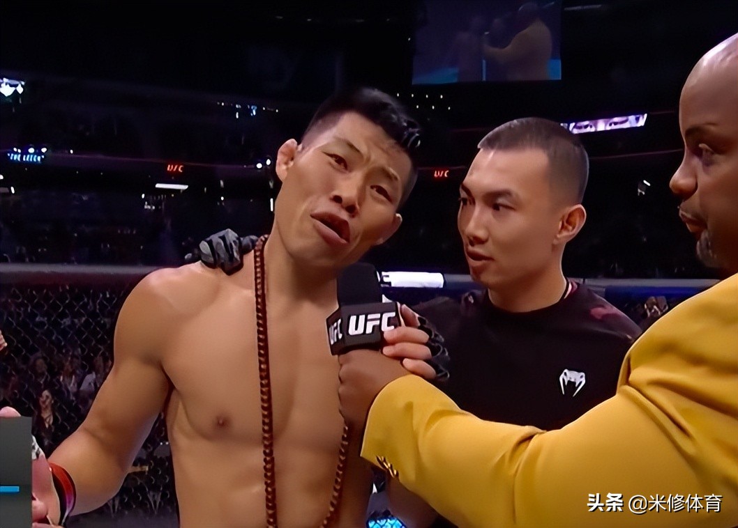 ufc李景亮ko桑托斯,ufc李景亮拿国旗