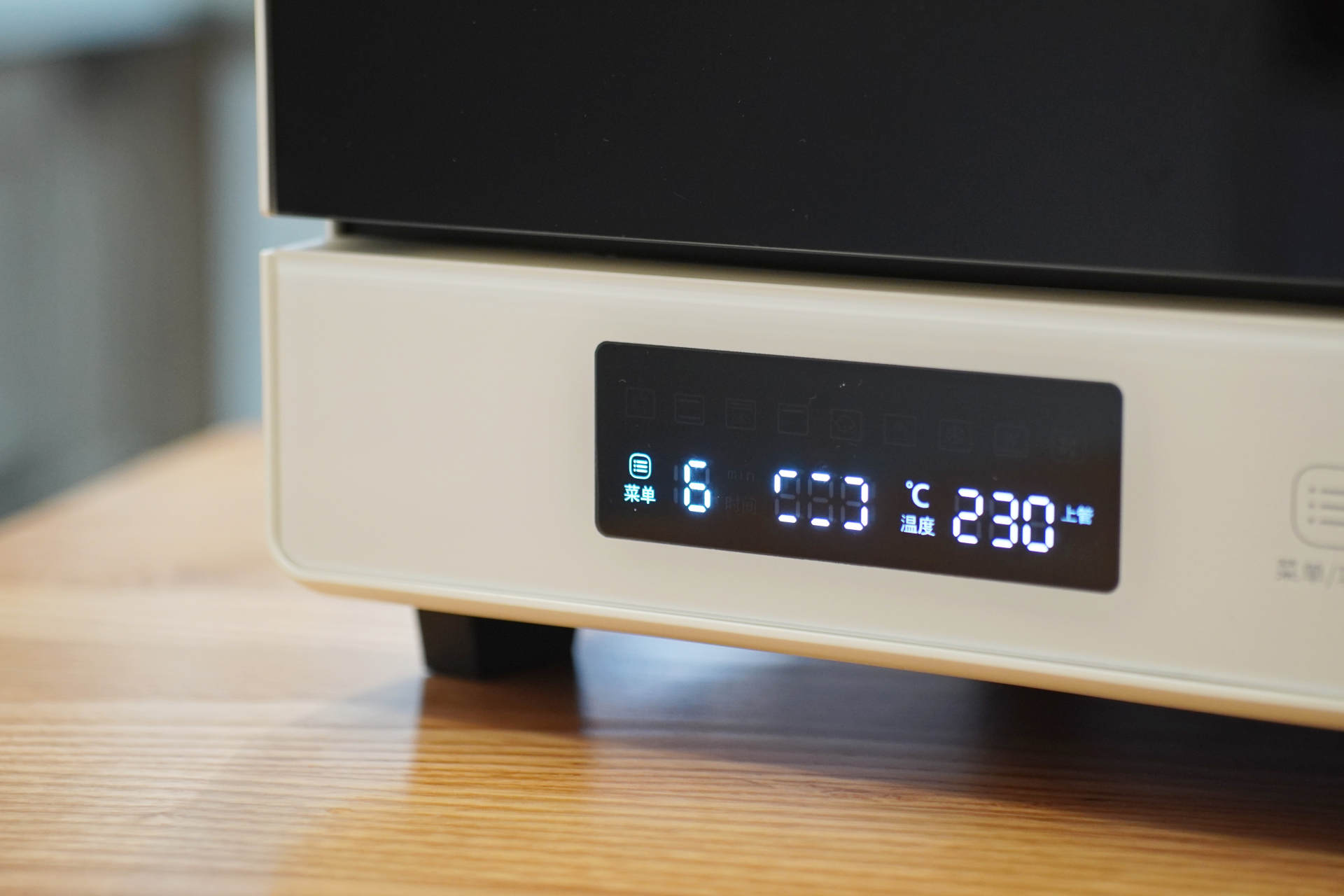 实测长帝F40大白鲸，这是一款更专业的家用台式烤箱