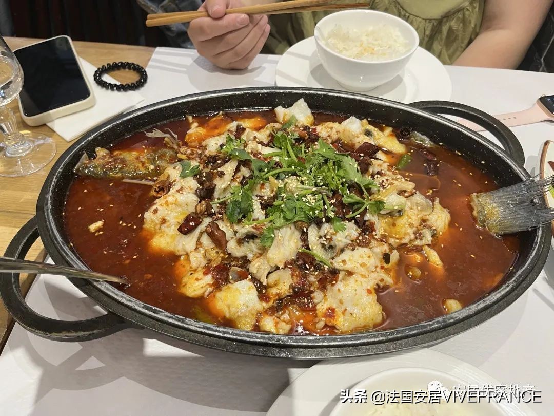 巴黎探店鱼汤面,巴黎美食探店