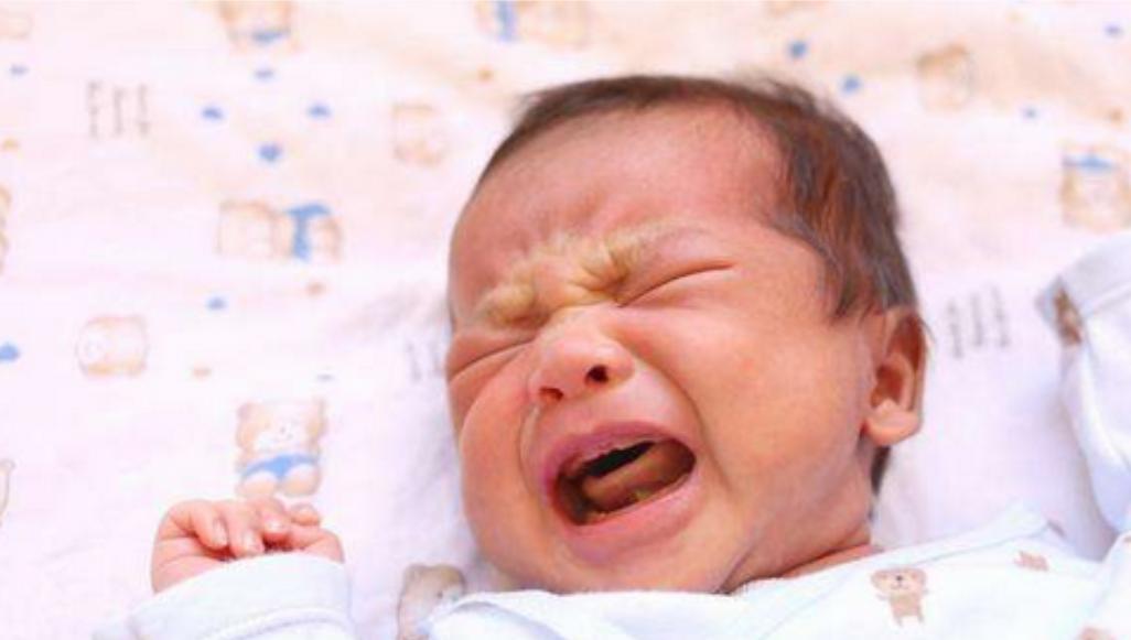 拇指姑娘出生时只有10公分,拇指姑娘出生时仅280克长大