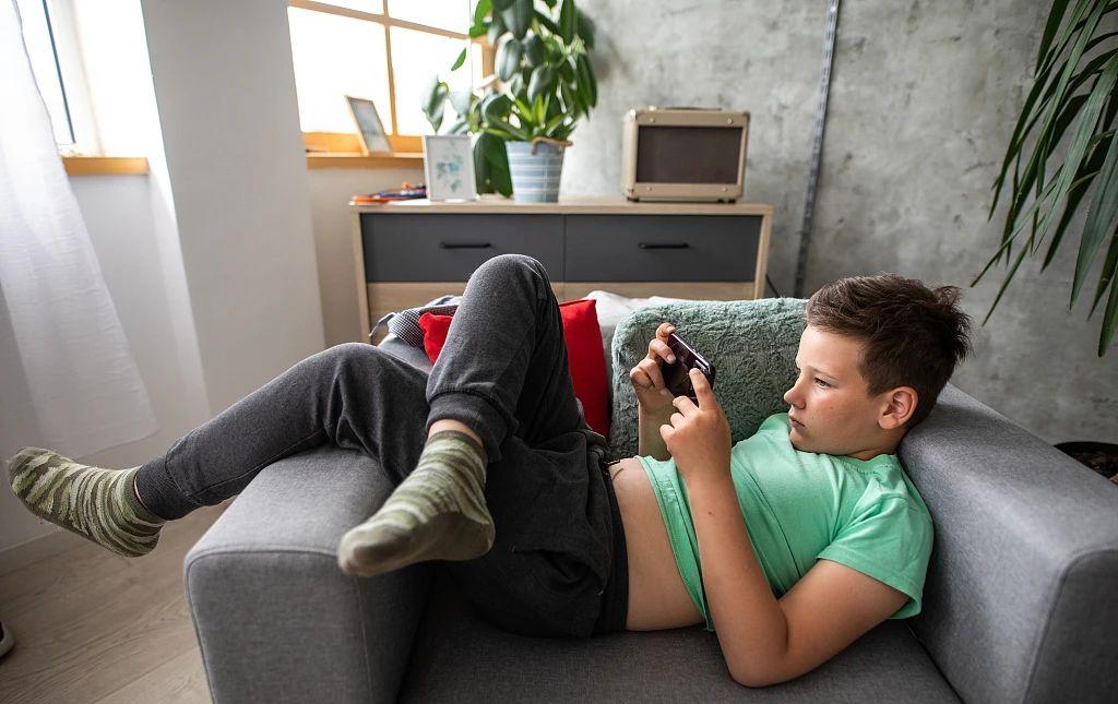 改善圆肩驼背的瑜伽体式,改善圆肩驼背的健身动作