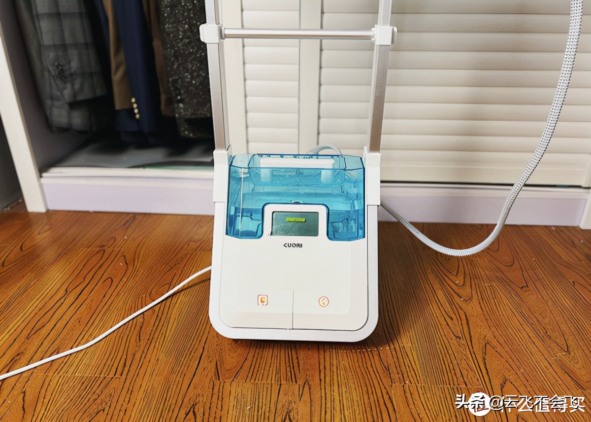 换季时节衣柜如何收纳整理更整洁,收纳整理让你的衣柜不再凌乱