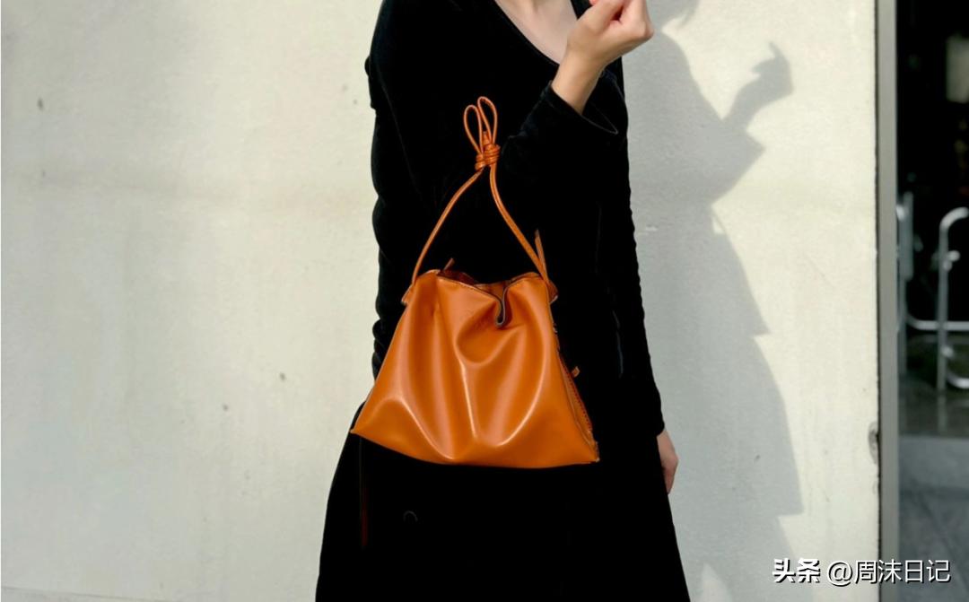 二手奢侈品包包背法,奢侈品包包入门推荐多种背法
