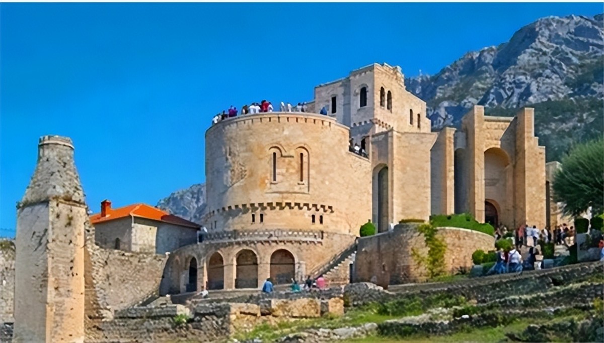 喂不饱的白眼狼完整版,喂不饱的白眼狼是什么