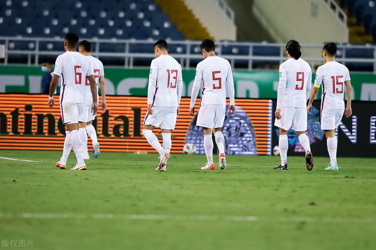 李璇谈中国足球,李璇替国足站台