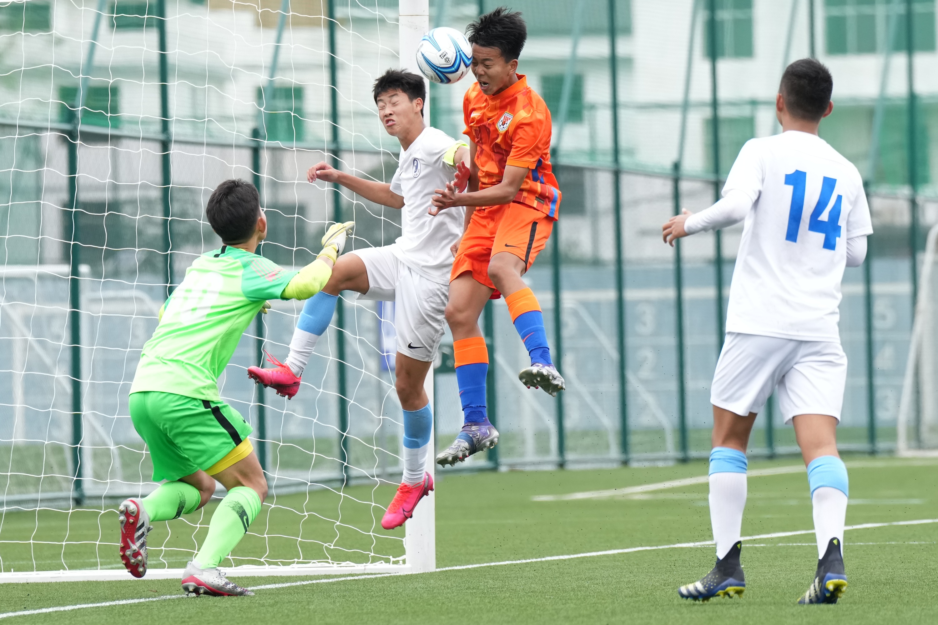 山东泰山足球俱乐部青训,山东泰山足球队第三次勇夺双冠王