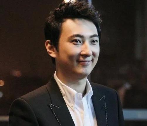 吴京找于谦拍战狼2,于谦吴京感情