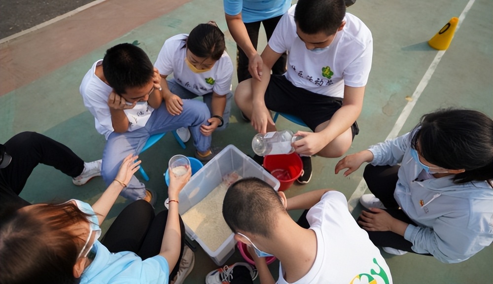 牵着蜗牛去散步活动总结,牵着蜗牛去散步活动时间