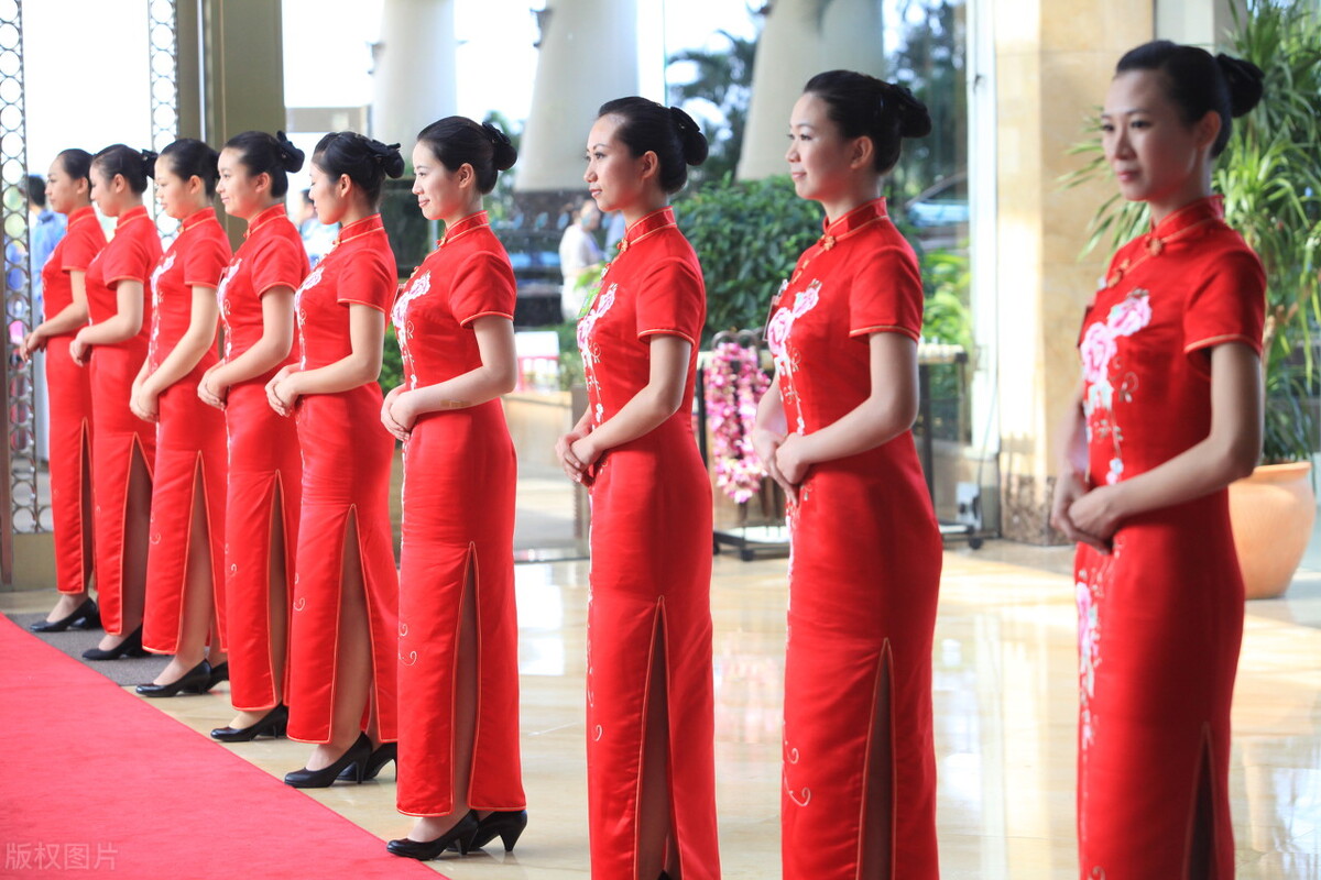 酒店迎宾员迎宾一般都说些什么,酒店的迎宾员