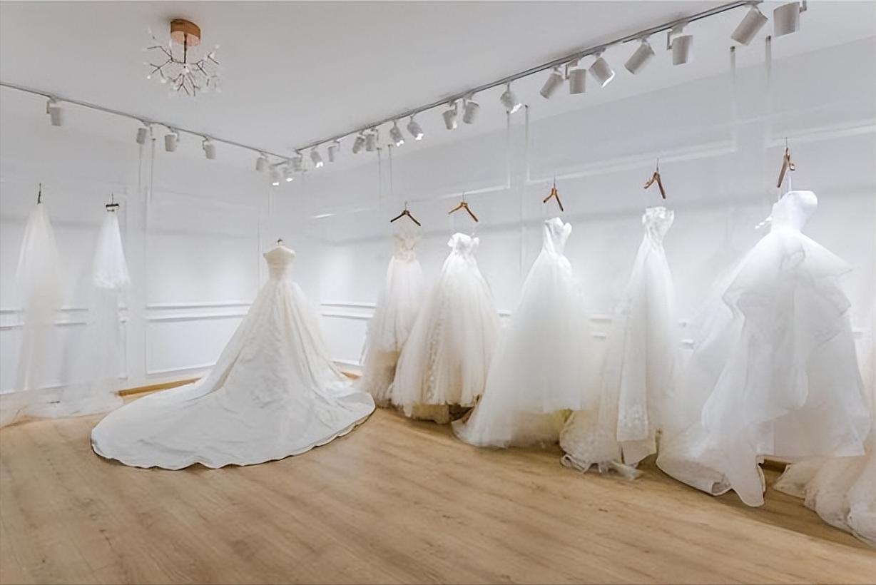 婚纱店真实案例,揭秘婚纱店的套路