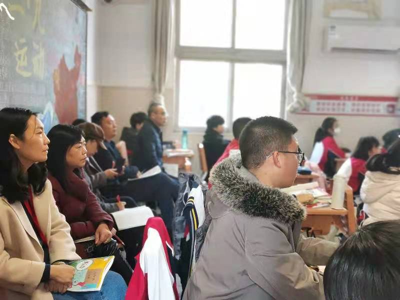 英语课howmuchisit的评课记录,howdoyoumakeabanana试讲稿