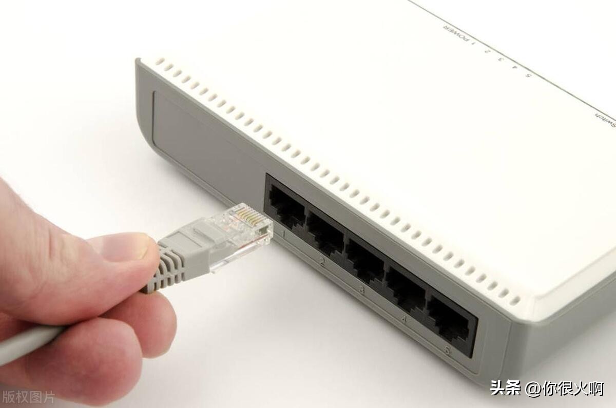 怎么看路由器是千兆还是百兆网口,怎么判断路由器的wan口是千兆