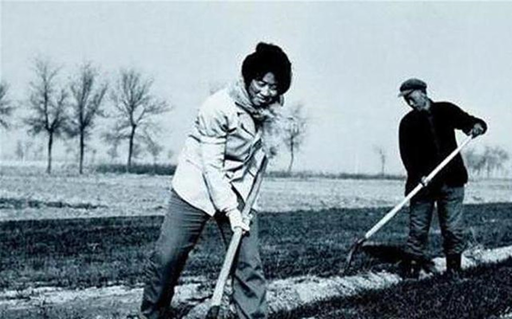 山东姑娘捡到钻石现状,中国10亿钻石下落