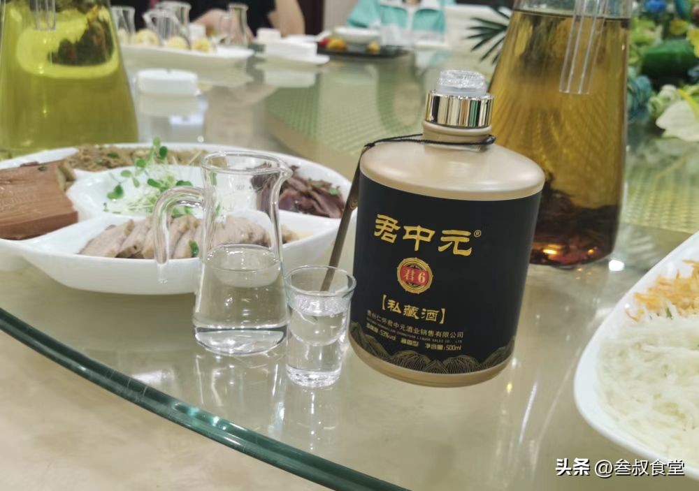 春节用酒一定要选择纯粮白酒,过节必备的酱香白酒纯粮白酒