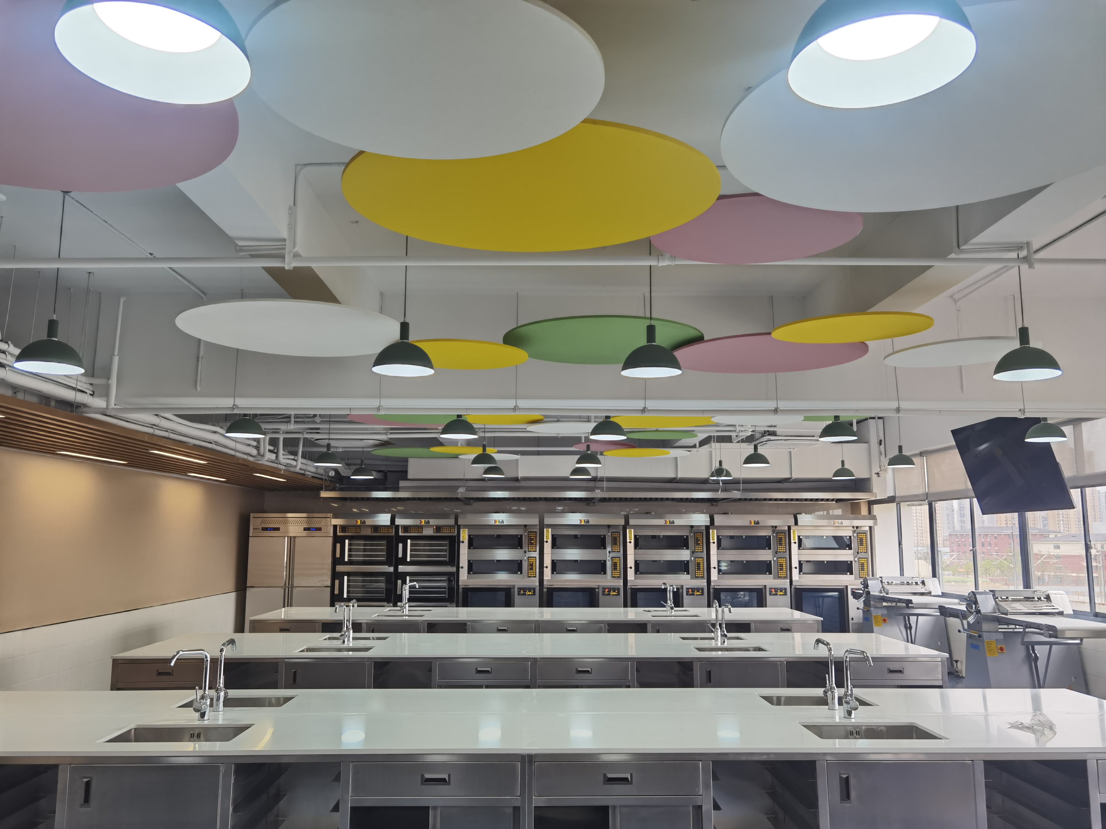 零基础学烘焙15天能开蛋糕店吗,想学烘焙开个蛋糕店去哪学比较好