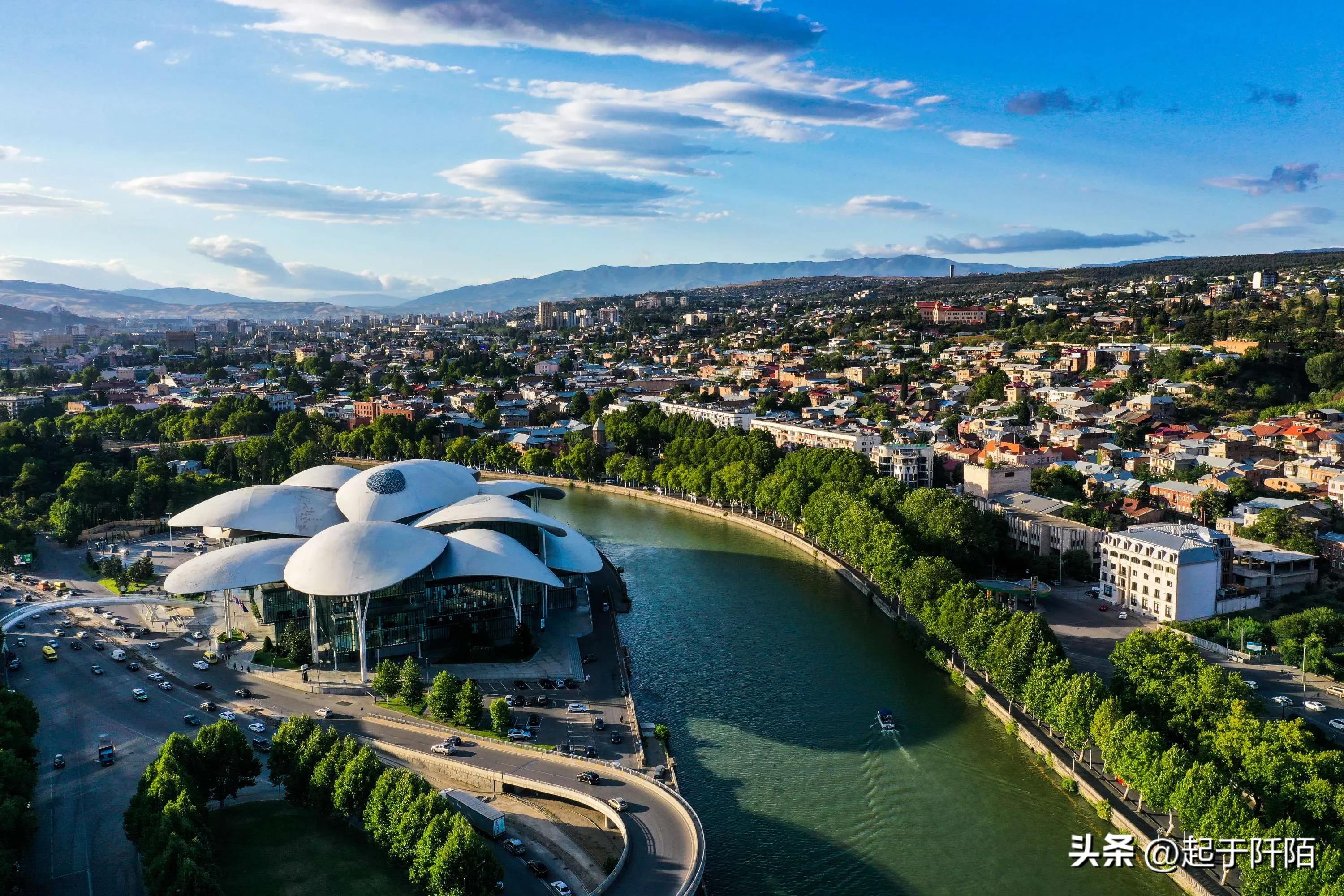 高加索古城全景,世界第比利斯古城