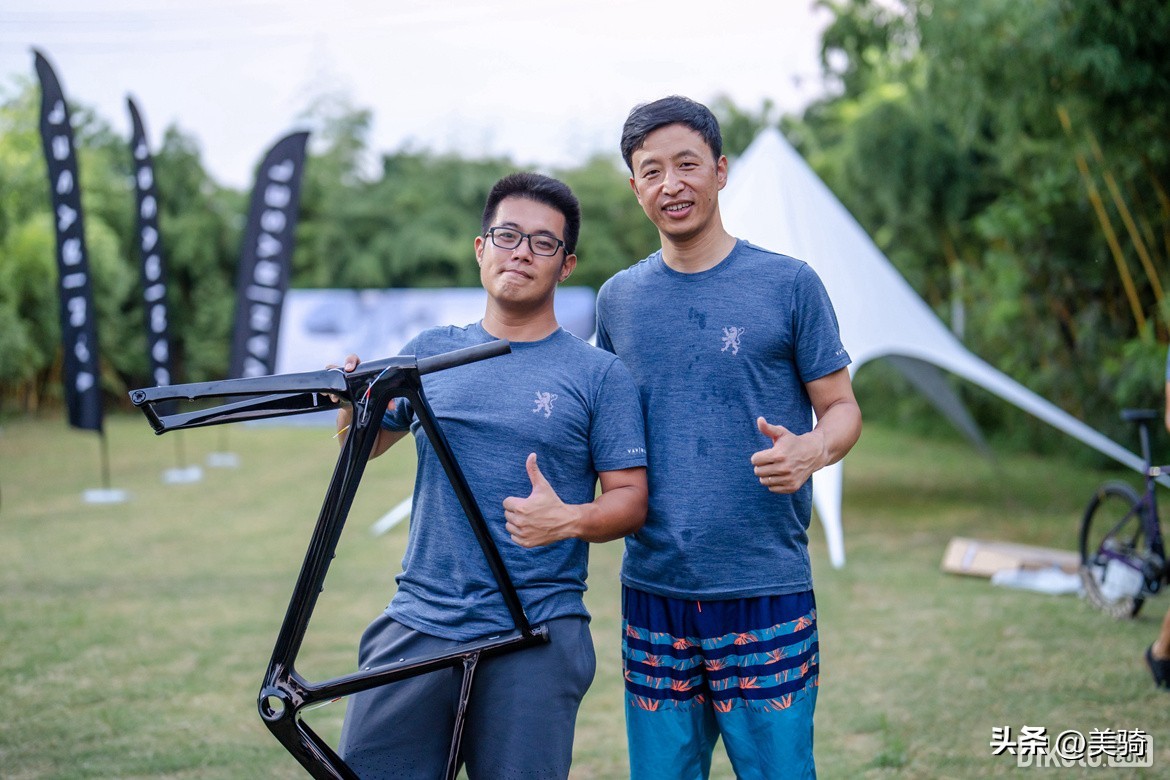 迪卡侬新款公路车发布会,迪卡侬公路车测评