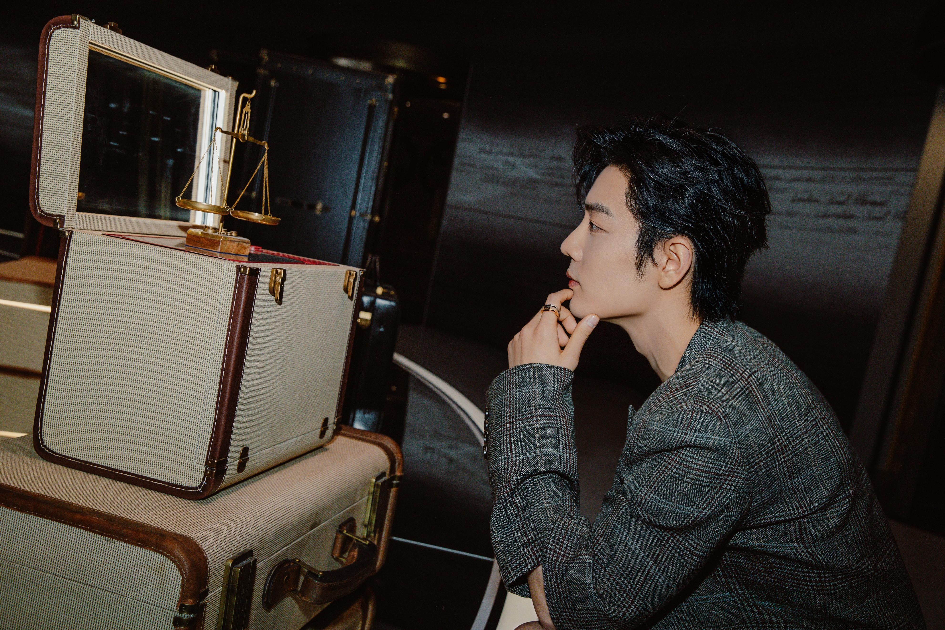 李宇春倪妮鹿晗肖战虎年大片,肖战李宇春倪妮古驰