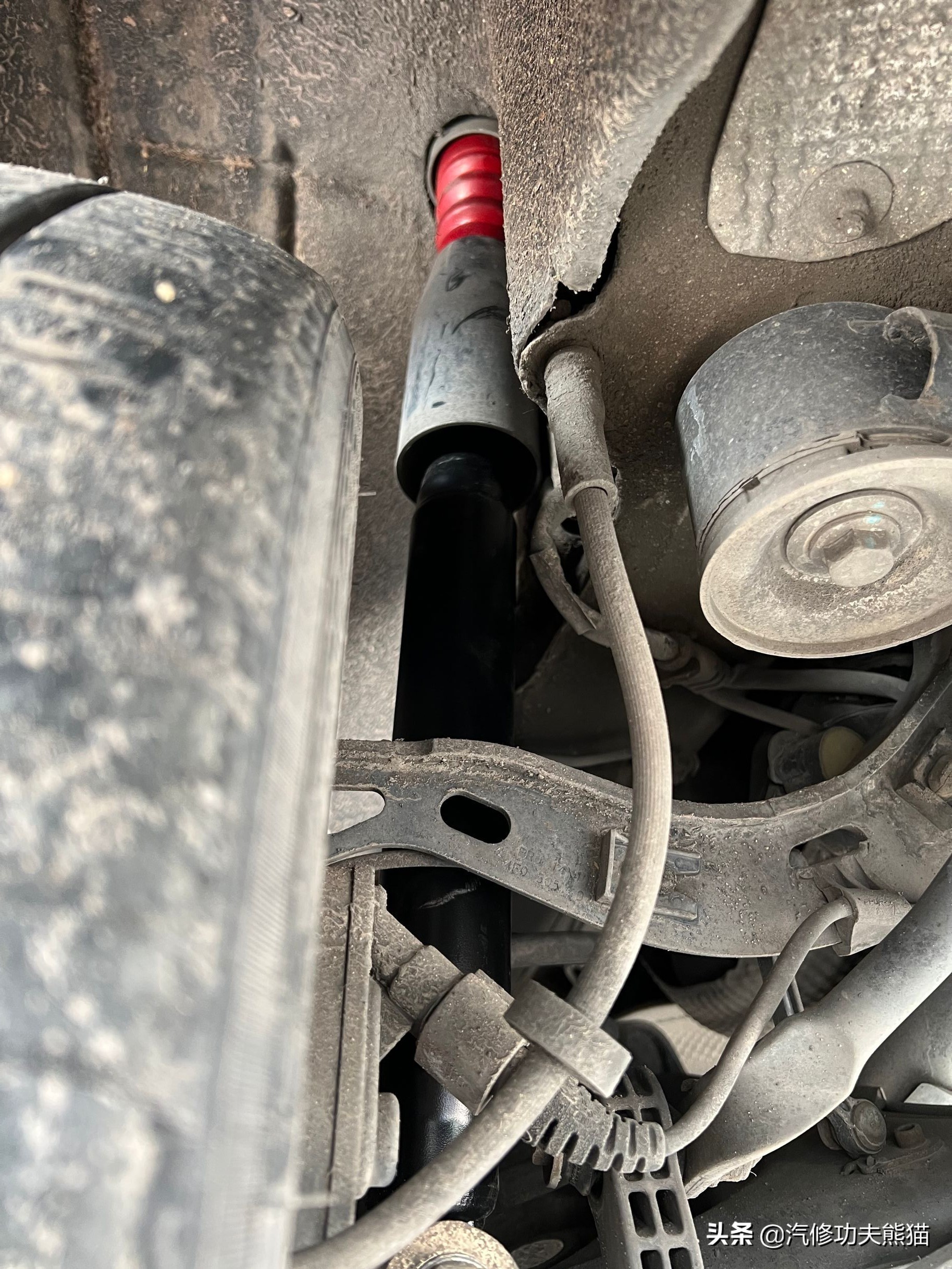 08年奥迪a6l机油压力不足,10年奥迪a6l2.8烧机油严重