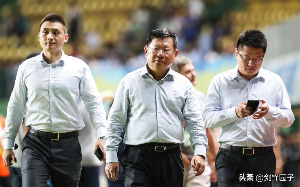 解散国家足球队后果,解散足球