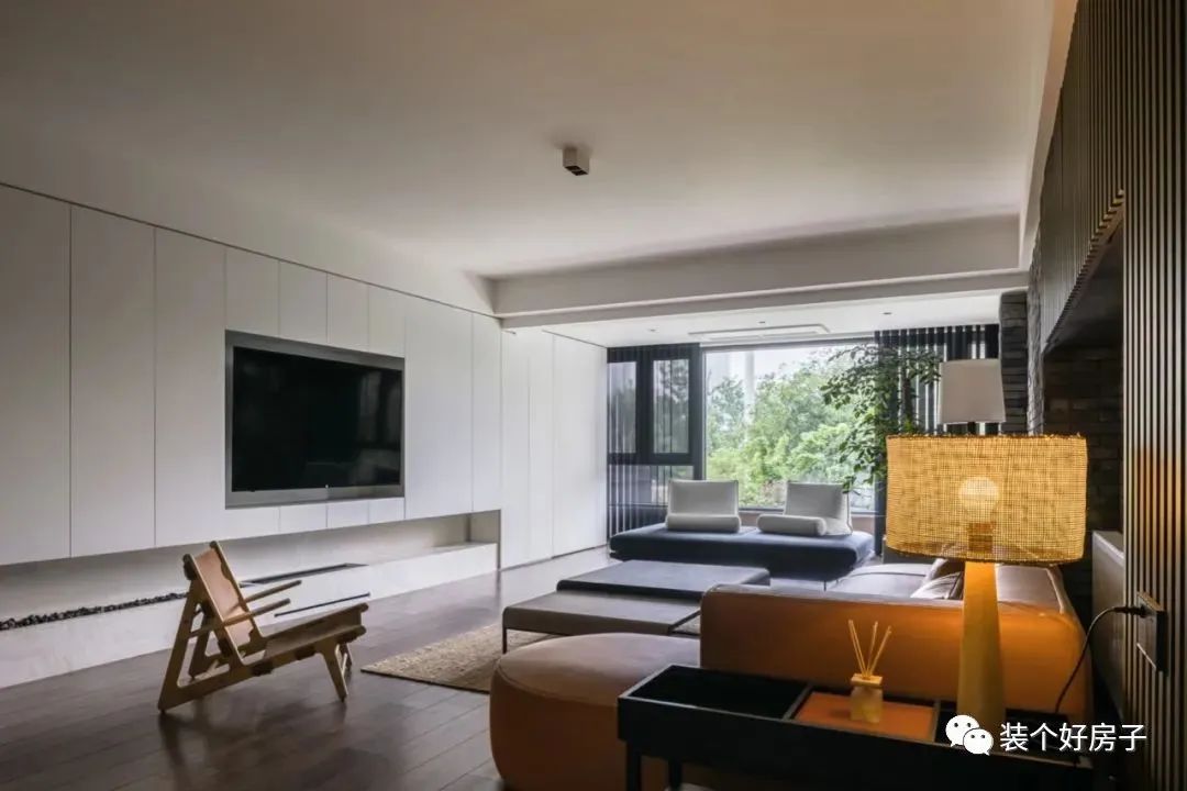 日本妹子把中式元素塞满屋，引全网调侃：您是被哪个东北人带大的