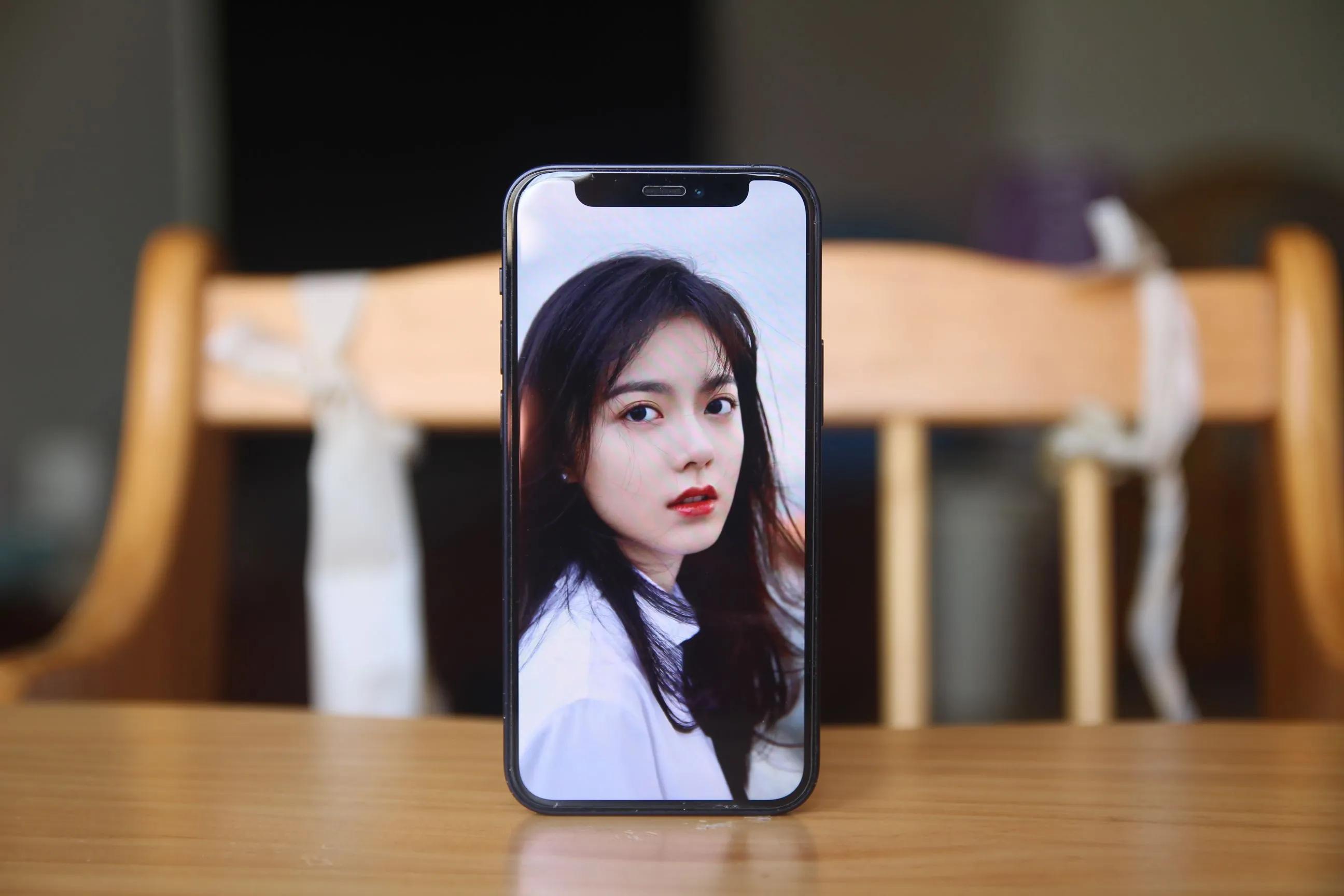 iphone12mini真的很爽吗,小屏党选iphone12mini好吗