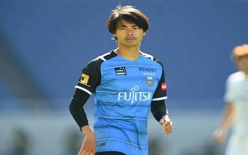 日本足球运动员三球王,日本足球内马尔