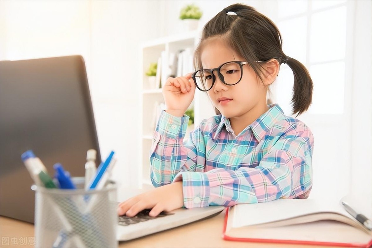 2岁女宝宝身高体重标准对照表2021,宝宝身高体重标准对照表0-18岁