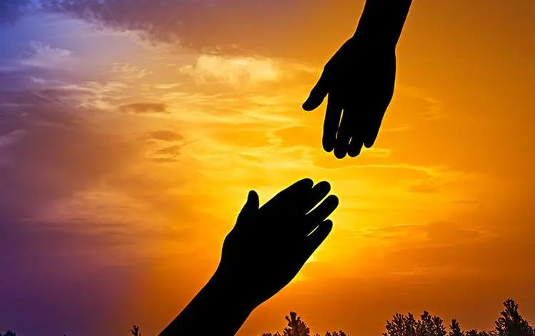 99年四川小伙和两个女孩相识5天，男孩苦寻19年：我做梦都想你们