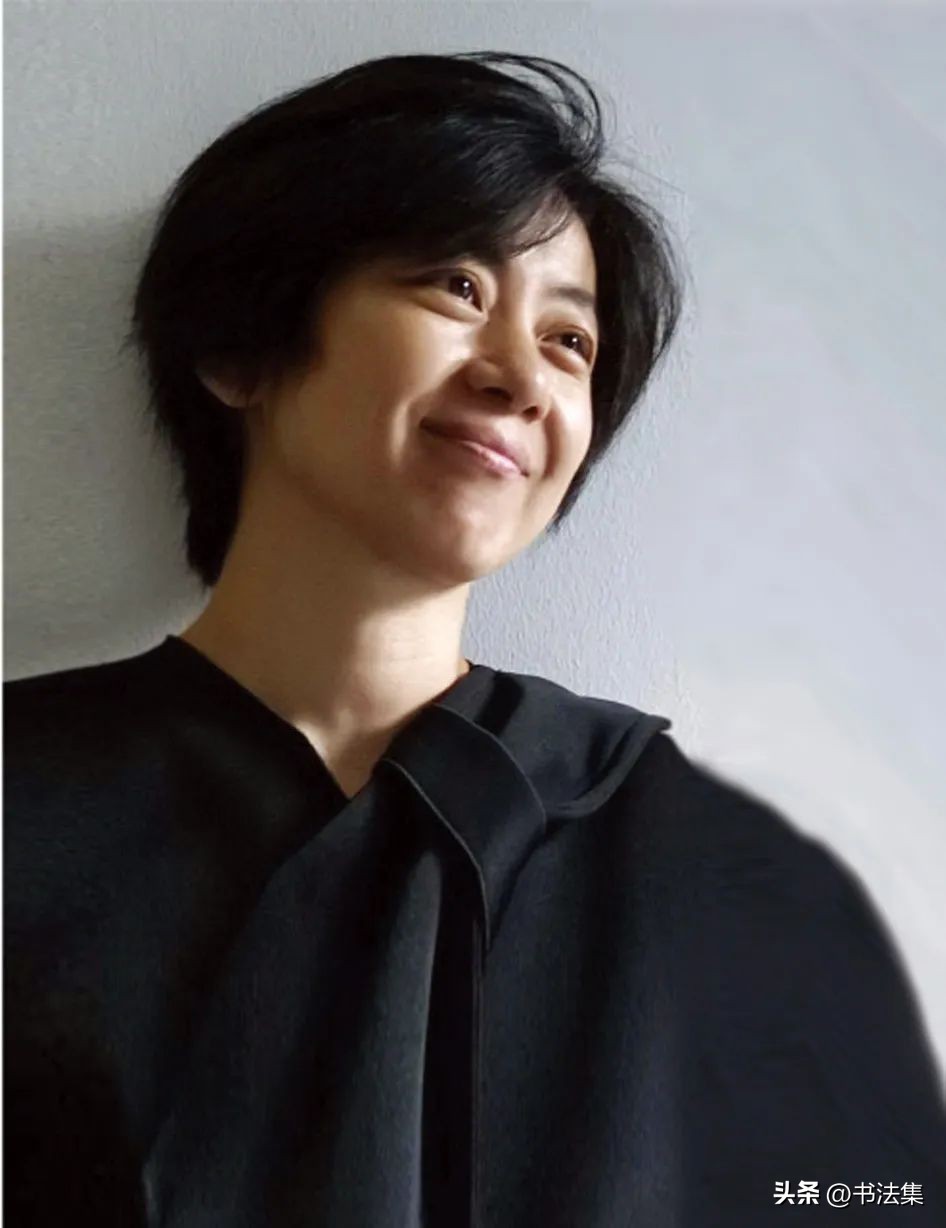 百卉争春——中国书协第八届女书家委员会委员作品选刊