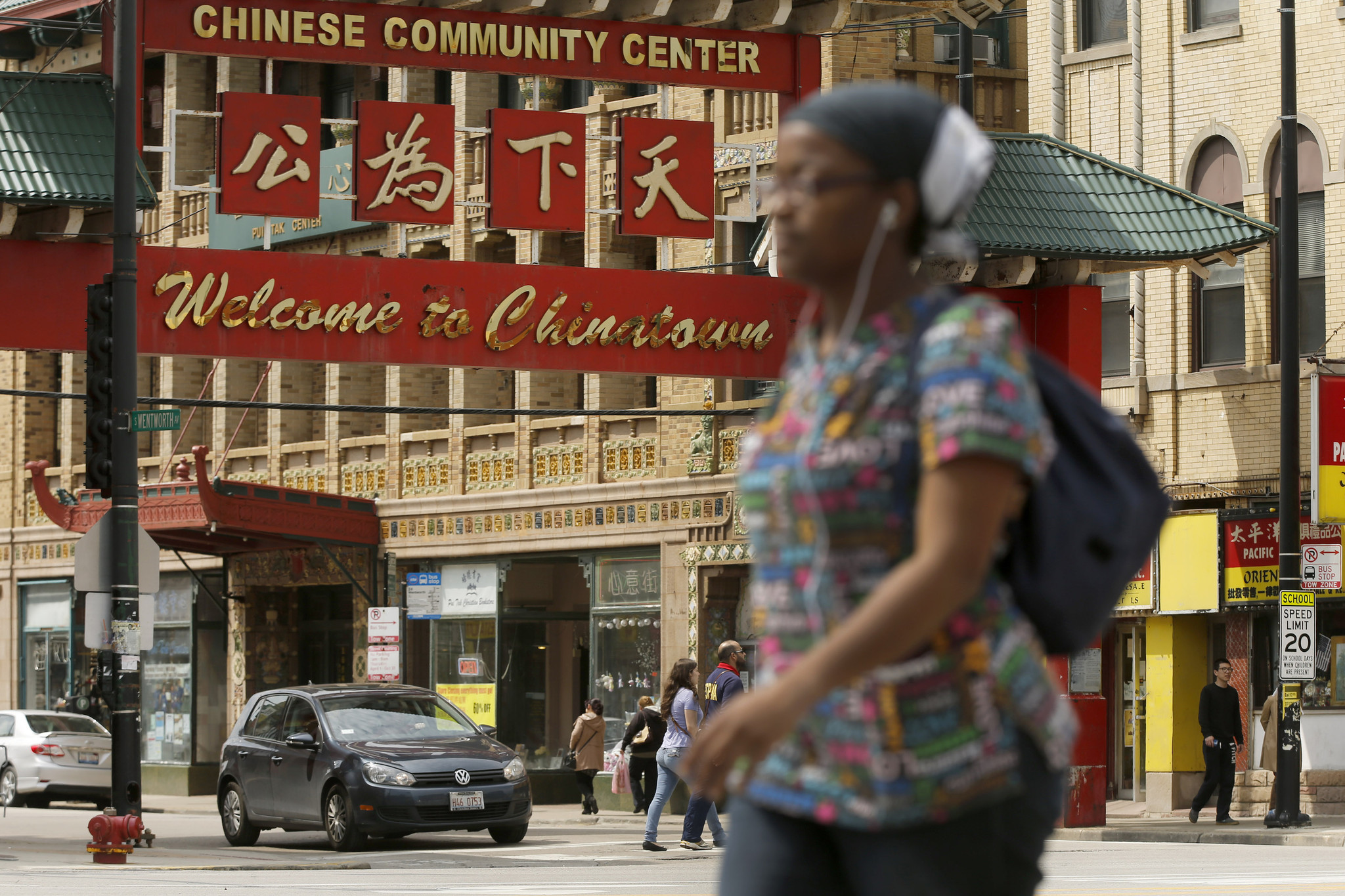 美国*力暴**事件频发，不爱持枪的华人开始买枪练枪