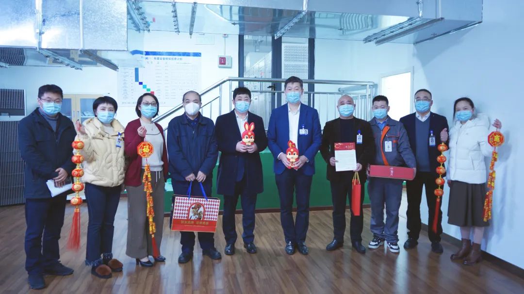 致敬国寿坚守岗位工作的人,致敬春节坚守在岗的同事们