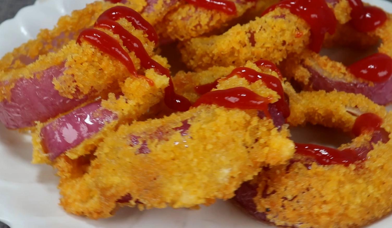 一家小吃店靠着一道菜火了30年,早餐店洋葱美食制作