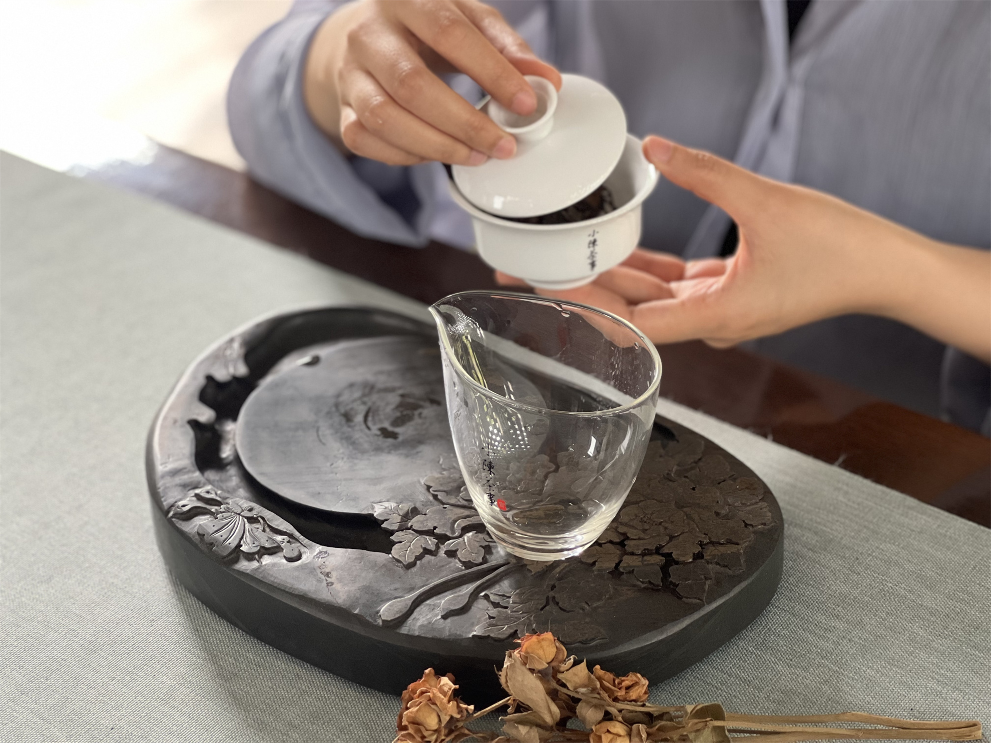 新手如何选新白茶,只需4步教你分辨白茶好坏